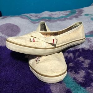 Beige Cream Flats w/ Bow